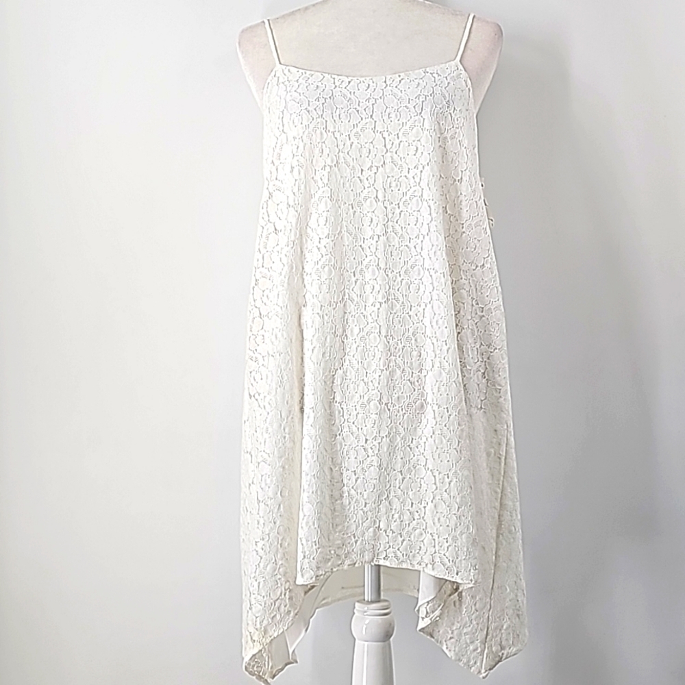 BCBGeneration White Lace Lined Loose Fit Flowy Dress Thin Straps Dainty Summer - Picture 9 of 11